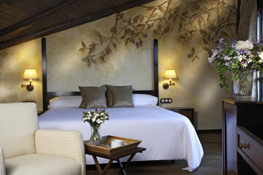 Hotel Rural & Spa Los Anades Abánades Værelse billede