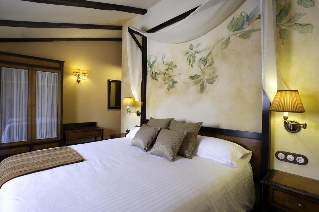 Hotel Rural & Spa Los Anades Abánades Værelse billede